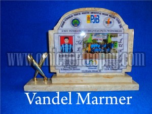 Bahan Vandel Marmer Kombinasi Panholder